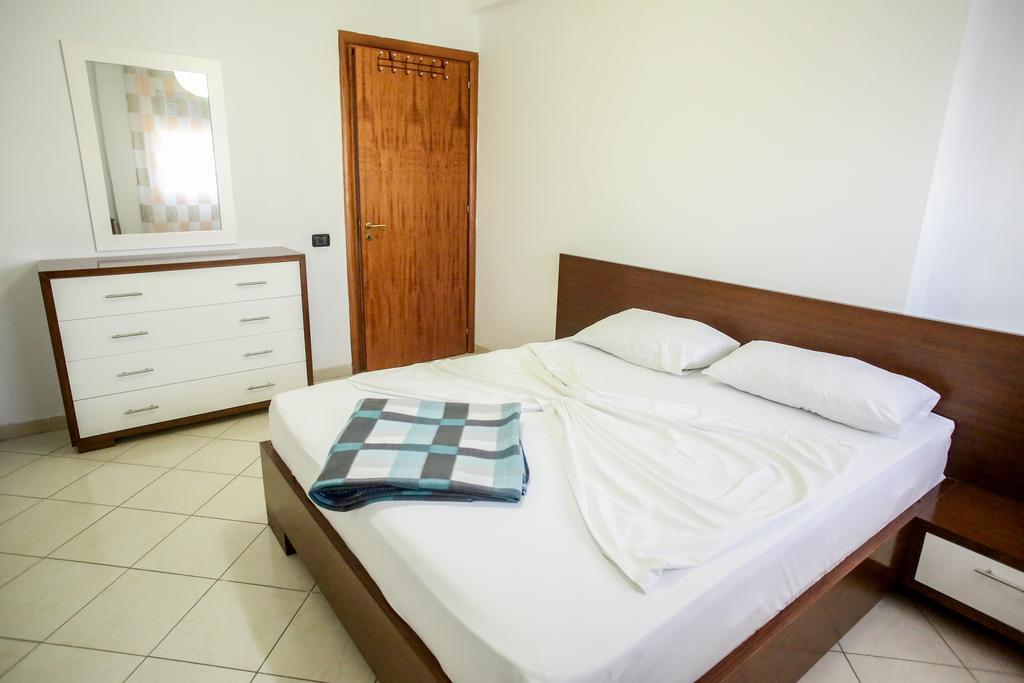 Adriatic Apartments Albania Драч Екстериор снимка