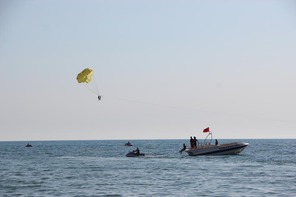 Adriatic Apartments Albania Драч Екстериор снимка